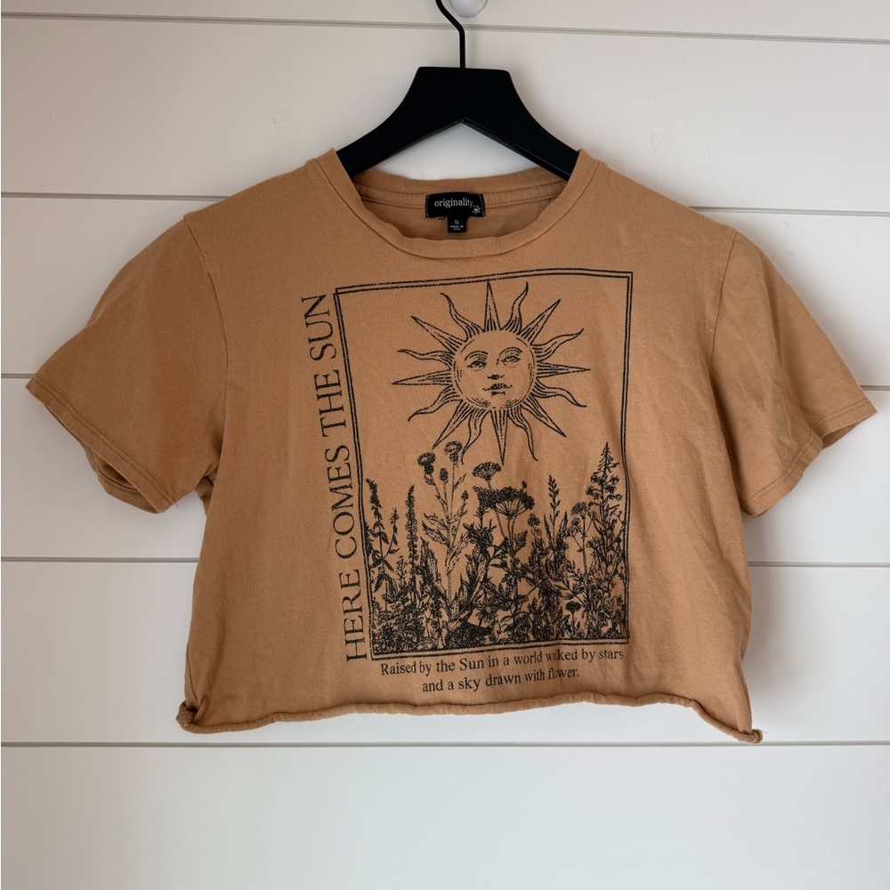 Dry Goods Women’s Small Cropped T-Shirt